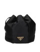 Pochette en Satin Noir Triangle - PRADA
