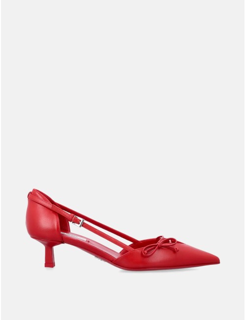 Escarpins Prada en cuir rouge à côtés ouverts – Élégance italienne