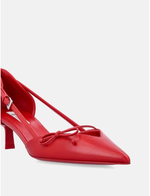 Escarpins Prada en cuir rouge à côtés ouverts – Élégance italienne